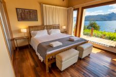 Casa en Villa La Angostura - Casa junto al lago Nahuel Huapi: con...