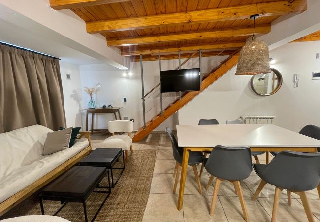 Apartamento en San Carlos de Bariloche - Cómodo y luminoso dúplex en el corazón de Bariloche Apartamento en San Carlos de Bariloche - Cómodo y luminoso dúplex en el corazón de Bariloche