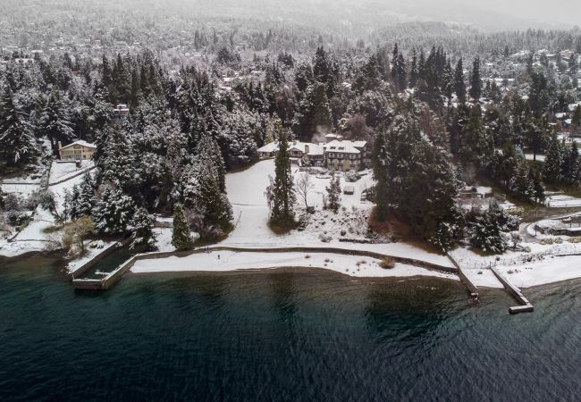 Casa en San Carlos de Bariloche - Casa Nautica en Bariloche: a orillas del Lago Nahuel Huapi Casa en San Carlos de Bariloche - Casa Nautica en Bariloche: a orillas del Lago Nahuel Huapi