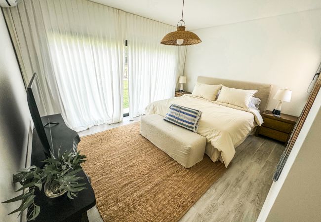 Casa en Pilar - Retiro de lujo: Casa moderna con jardín y piscina Casa en Pilar - Retiro de lujo: Casa moderna con jardín y piscina