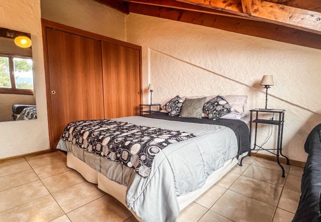 Apartamento en San Carlos de Bariloche - Calido Duplex a pasos del Centro Civico Apartamento en San Carlos de Bariloche - Calido Duplex a pasos del Centro Civico