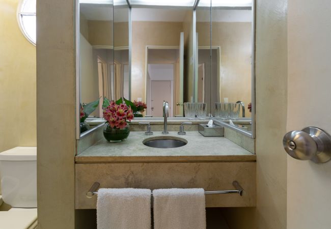 Apartamento en Buenos Aires - Recoleta Chic: depto. a pasos de calle Arroyo Apartamento en Buenos Aires - Recoleta Chic: depto. a pasos de calle Arroyo