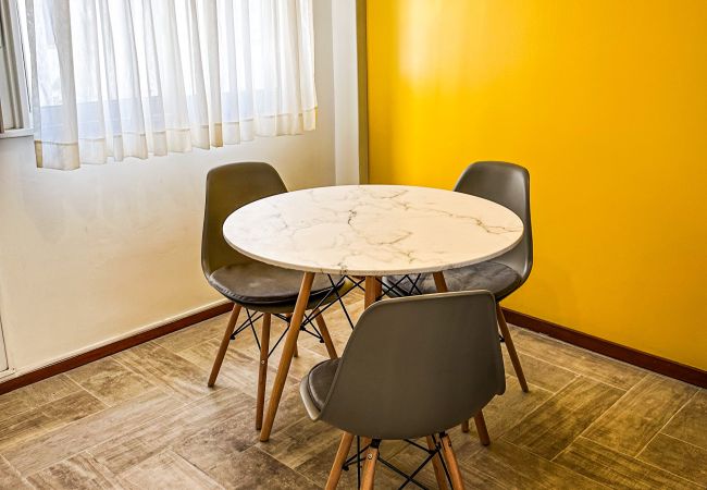 Estudio en Buenos Aires - Acogedor monoambiente en Microcentro, a pasos de Plaza San Martin Estudio en Buenos Aires - Acogedor monoambiente en Microcentro, a pasos de Plaza San Martin