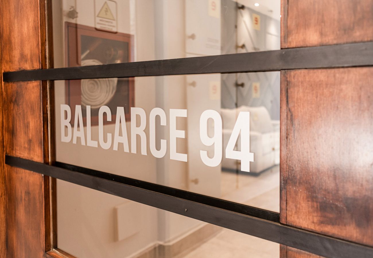 Estudio en Salta - Moderno dpto.  a una cuadra de la plaza principal  de Salta  Estudio en Salta - Moderno dpto.  a una cuadra de la plaza principal  de Salta