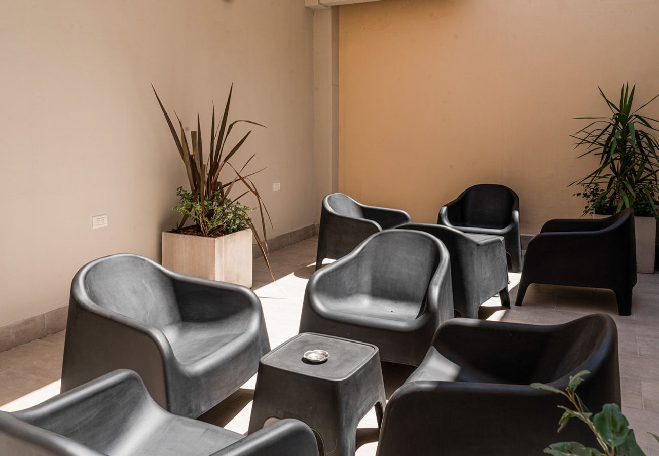 Estudio en Salta - Moderno dpto.  a una cuadra de la plaza principal  de Salta  Estudio en Salta - Moderno dpto.  a una cuadra de la plaza principal  de Salta