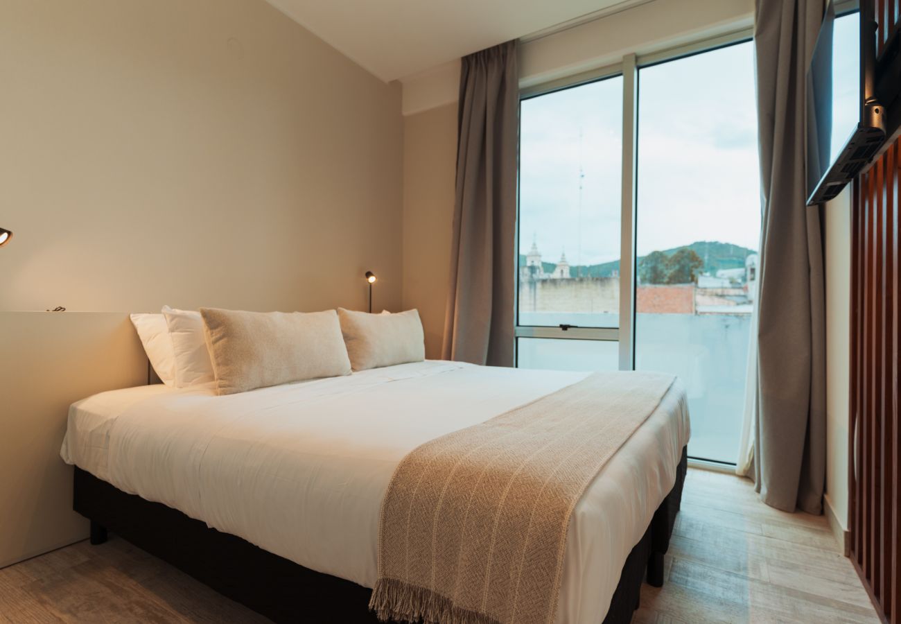 Estudio en Salta - Moderno dpto.  a una cuadra de la plaza principal  de Salta  Estudio en Salta - Moderno dpto.  a una cuadra de la plaza principal  de Salta