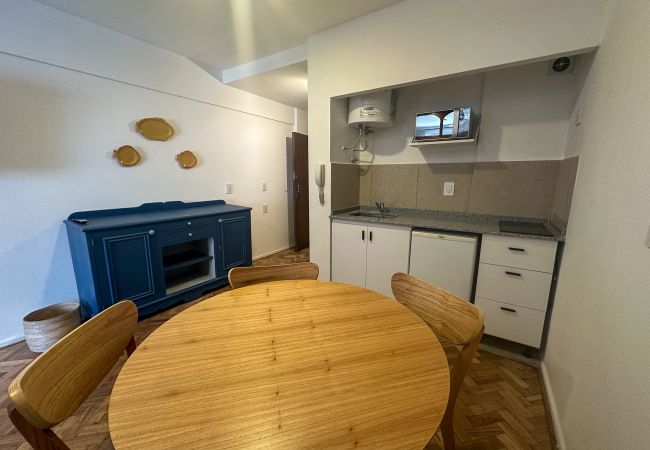 Estudio en Buenos Aires - Monoambiente cómodo y funcional zona Tribunales, Colón y Teatros Estudio en Buenos Aires - Monoambiente cómodo y funcional zona Tribunales, Colón y Teatros