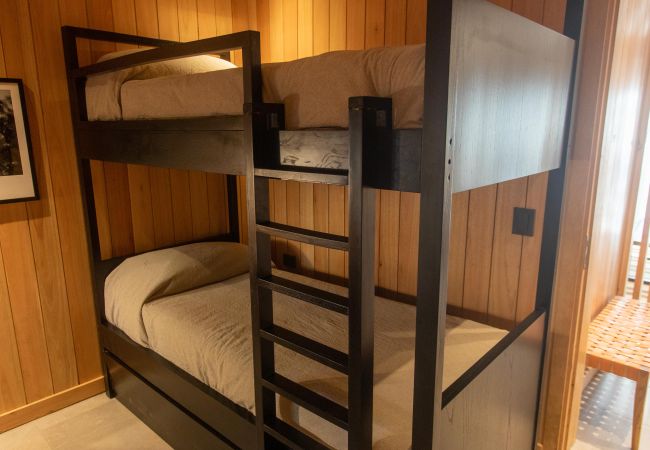 Cabin in San Martin de los Andes - Vistas panorámicas y comodidades de lujo: Vila Master con capacidad para 5 personas. Cabin in San Martin de los Andes - Vistas panorámicas y comodidades de lujo: Vila Master con capacidad para 5 personas.