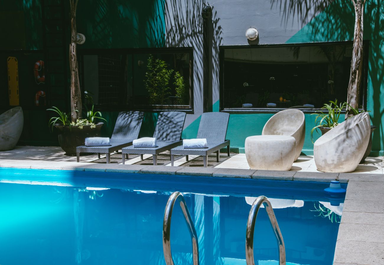 Apartamento em Buenos Aires - Recoleta Chic: depto. a pasos de calle Arroyo